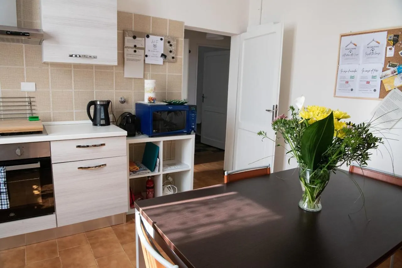Appartamento Bologna, Vicino Ospedali Sant'Orsola E Malpighi, Centro Storico E Fiera 0*, Bologna